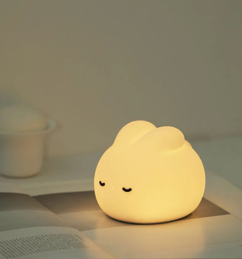 Luz de noche de conejo para habitación de niños, linda lámpara de conejito, regalos para guardería, niñas, niños pequeños, decoración de habitación kawaii, luz de noche de silicona USB